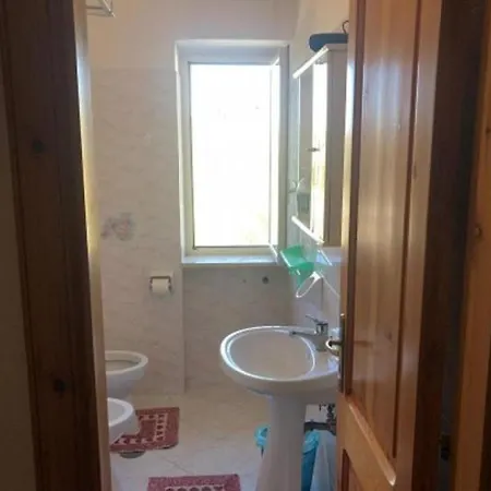 Rosa Blu 3* كاستيلاباتي