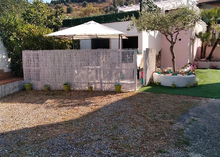 Rosa Blu Castellabate