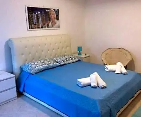 Rosa Blu 3* Castellabate