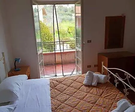 Rosa Blu 3* Castellabate